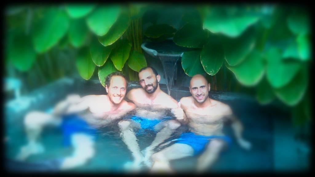 Апартаменты The Patio Yogya Джокьякарта Экстерьер фото